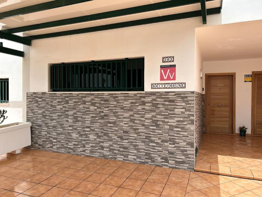 White House Villa Playa Blanca  Buitenkant foto